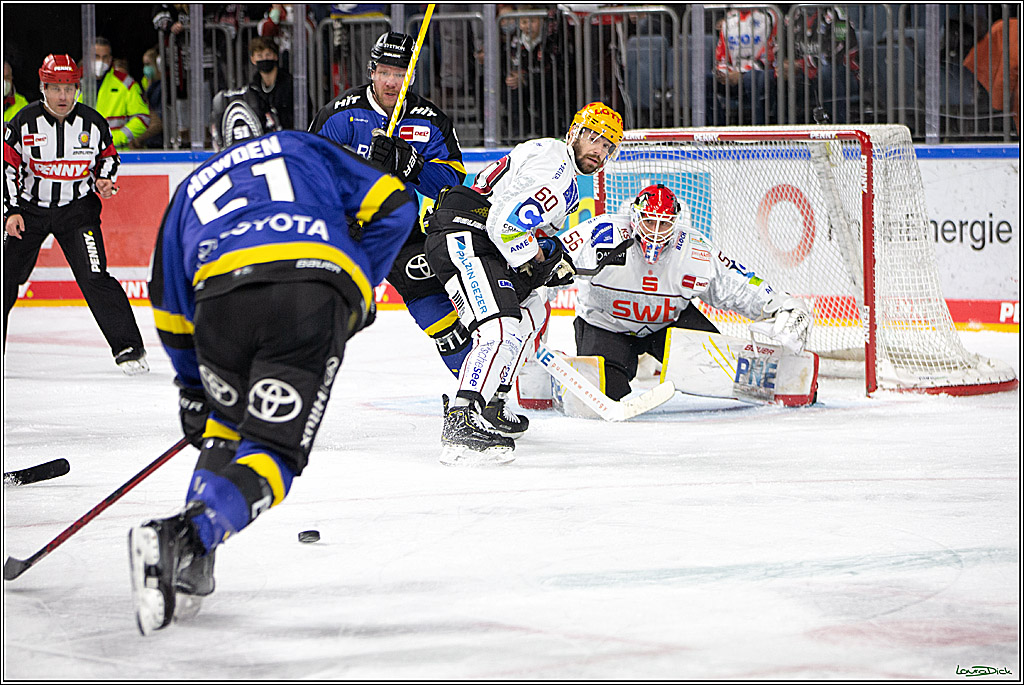 PENNY DEL; Koelner Haie- Fishtown Pinguins Bremerhaven; Koeln, 23.11.2021